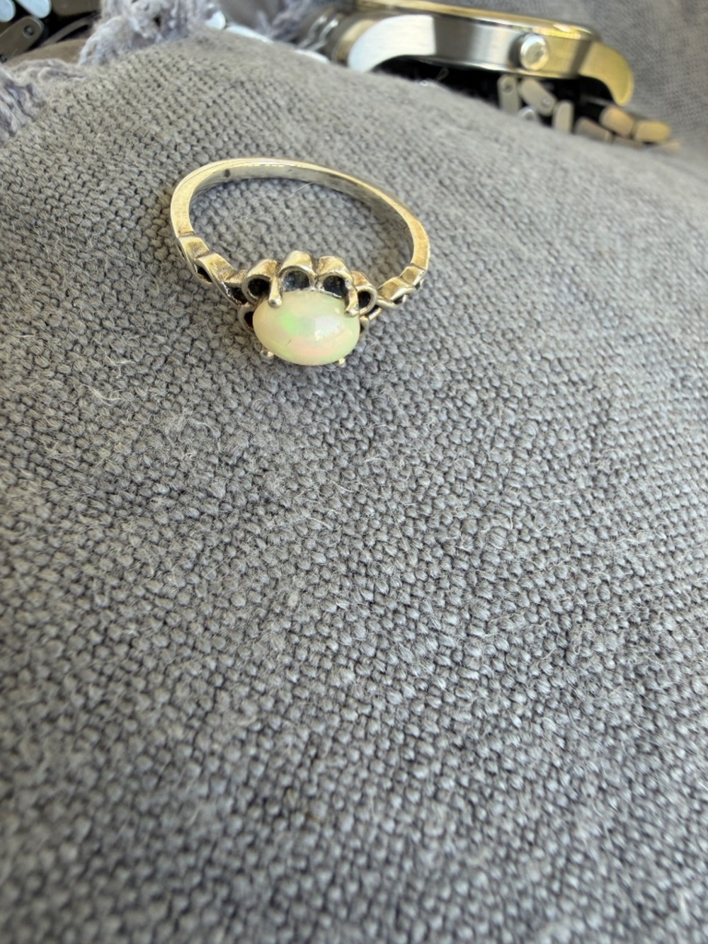 Silver opal ring - Picture 2 of 2